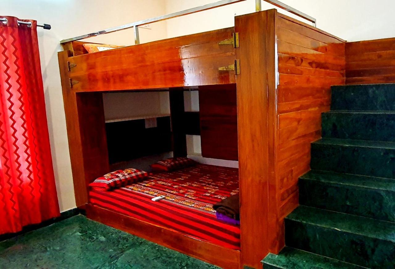 Shree Suites Kuttalam  Ngoại thất bức ảnh
